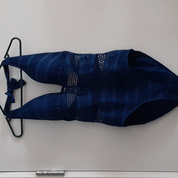 Bleu Rod Beattie sheer thing onepiece swimsuit - Picture 10 of 12